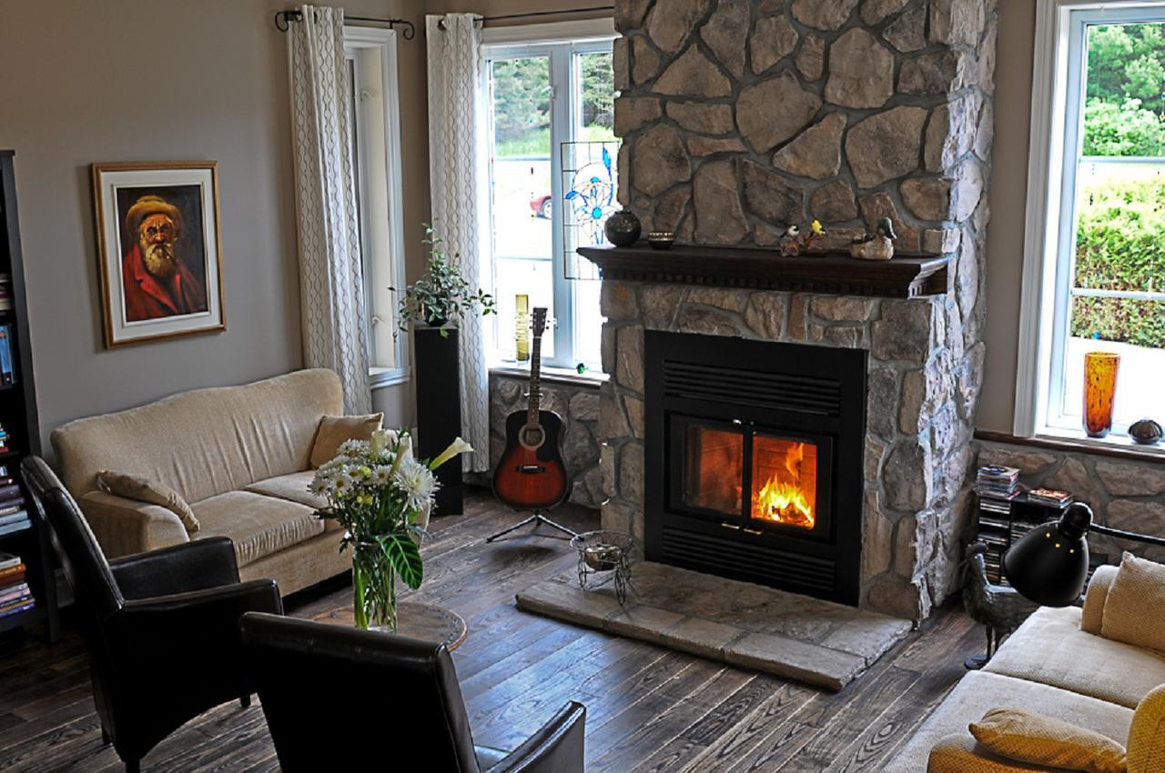 Auberge Le Voyageur Mont-Tremblant Zewnętrze zdjęcie